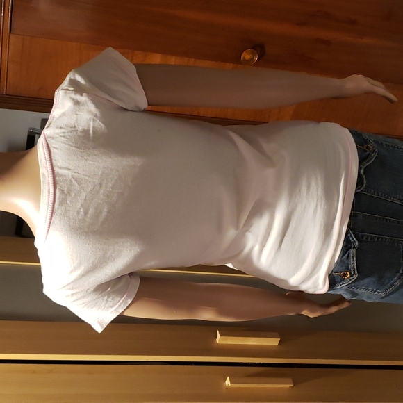 Womens tee - Picture 4 of 5